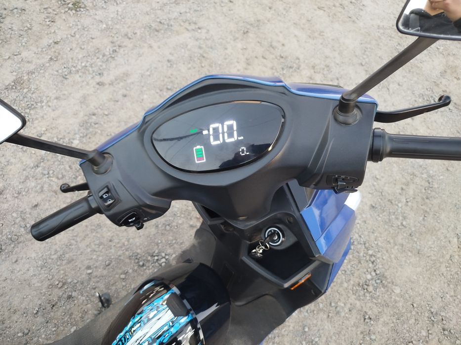 Електро скутер Maxxter neos 3