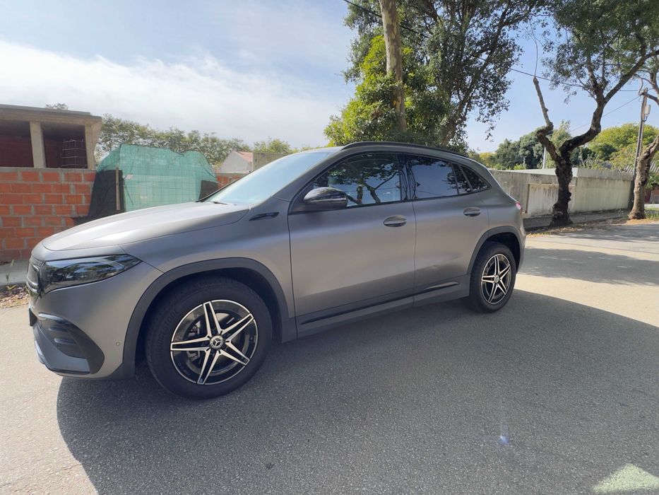 Vendo Carro Mercedes EQA