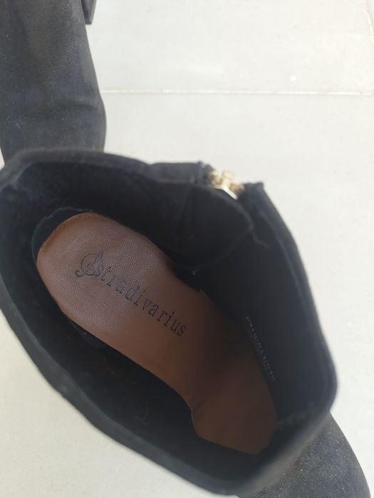 Botas Pretas salto alto Stradivarius