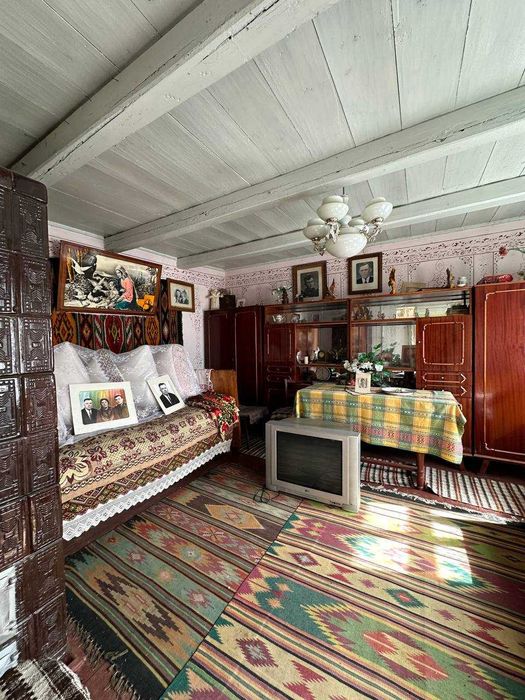 Продається будинок в с. Устя