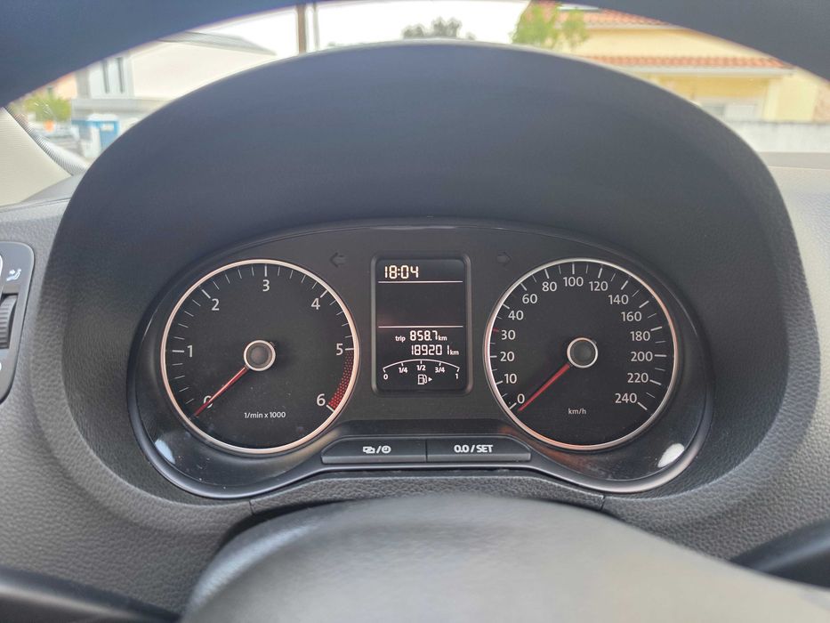 Volkswagen Polo 1.6TDI de 2012 em ótimo estado (sempre assistido na marca)