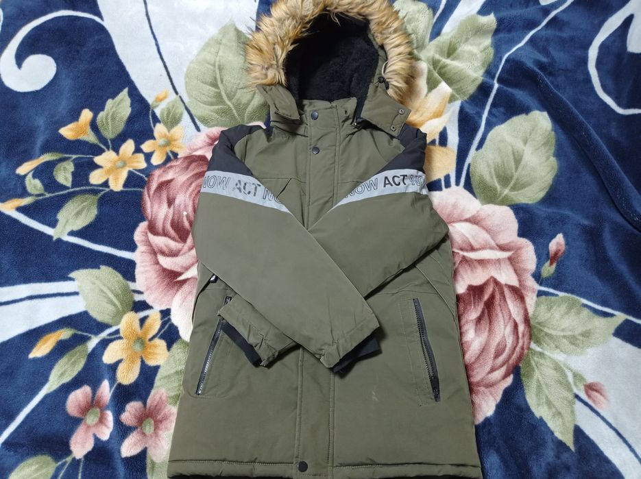 Куртка зимова на хлопця утеплена