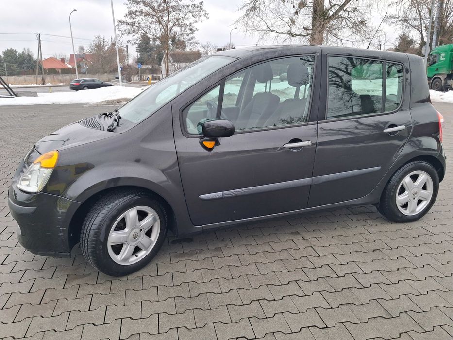Renault Modus 1,6 16v w dobrym stanie