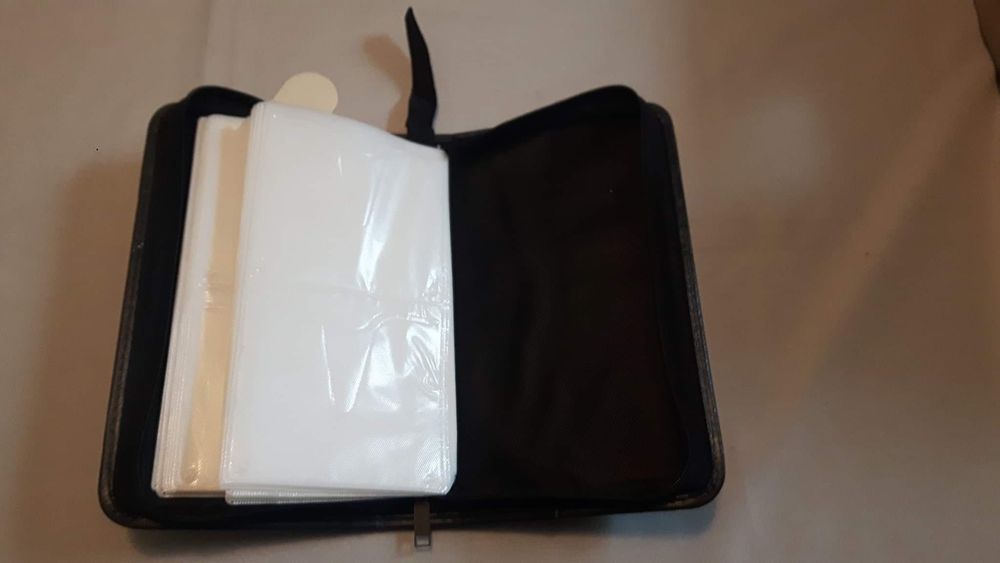 Etui na płyty czarne