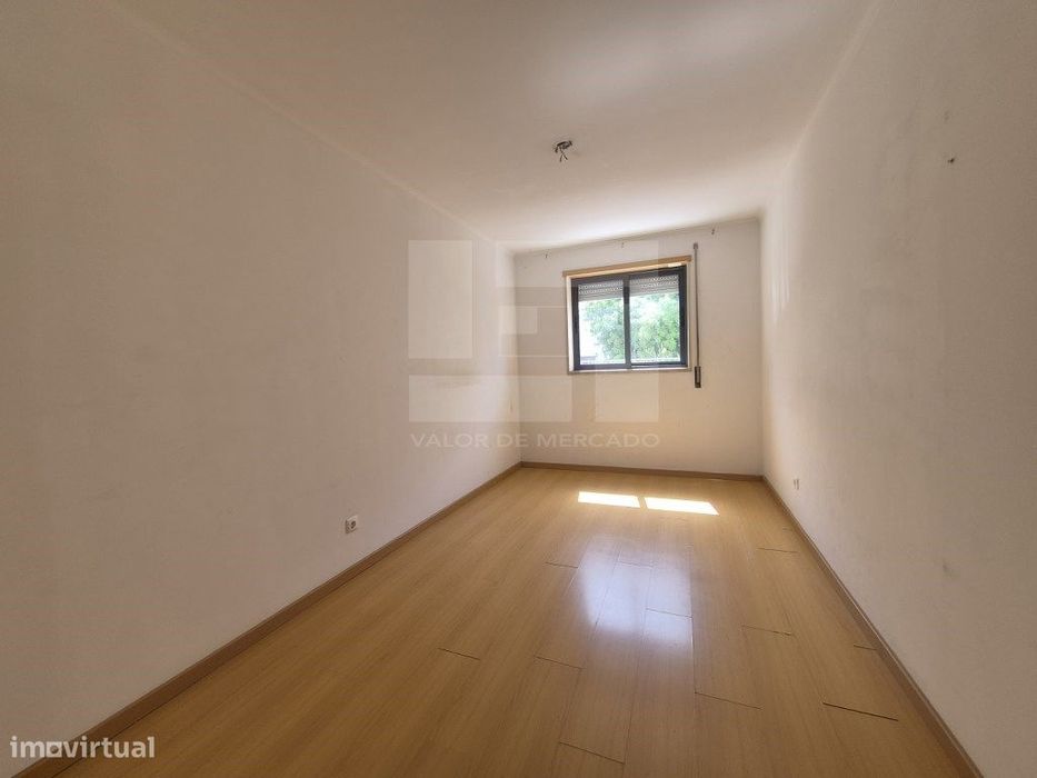 Apartamento T2 - Ameixoeira