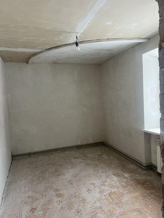 Продаж 4 к. квартири