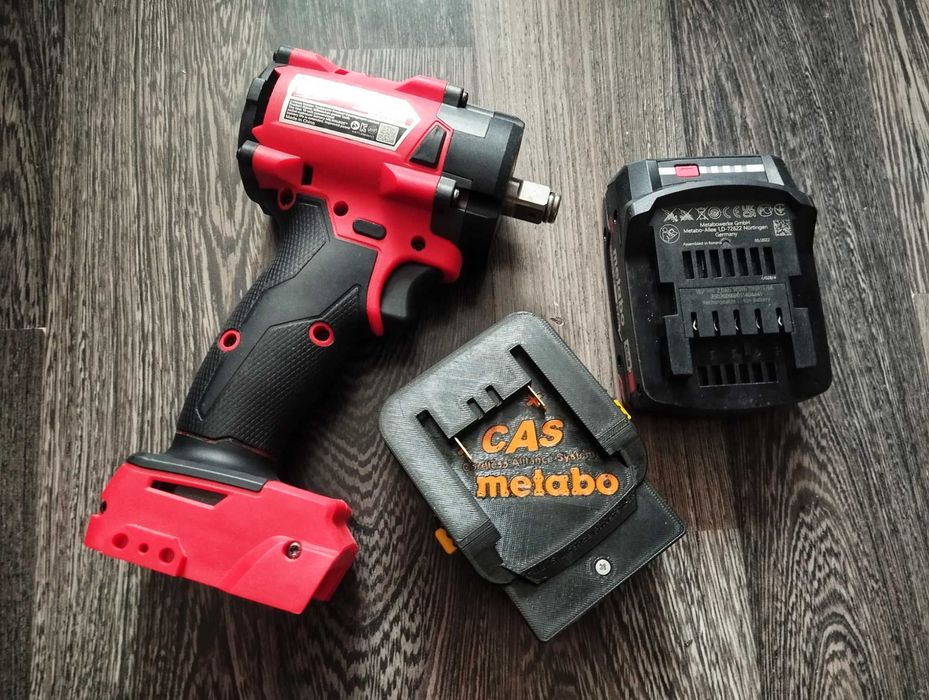 Адаптер перехідник акумулятор Metabo на інструмент Milwaukee M18