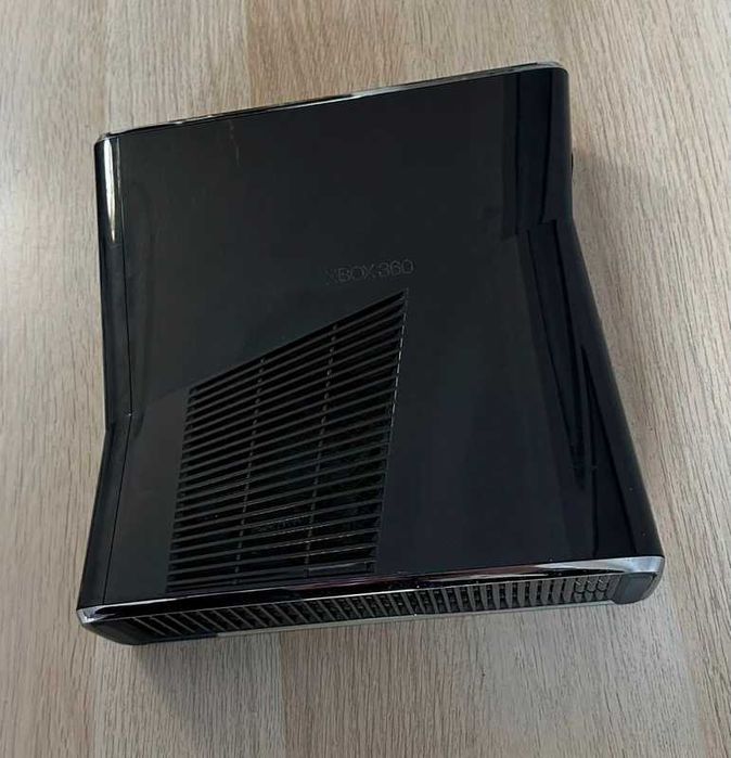 Xbox 360 Slim 250GB