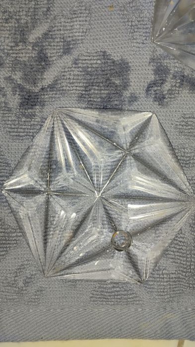 Деталі до хрустальної люстри.