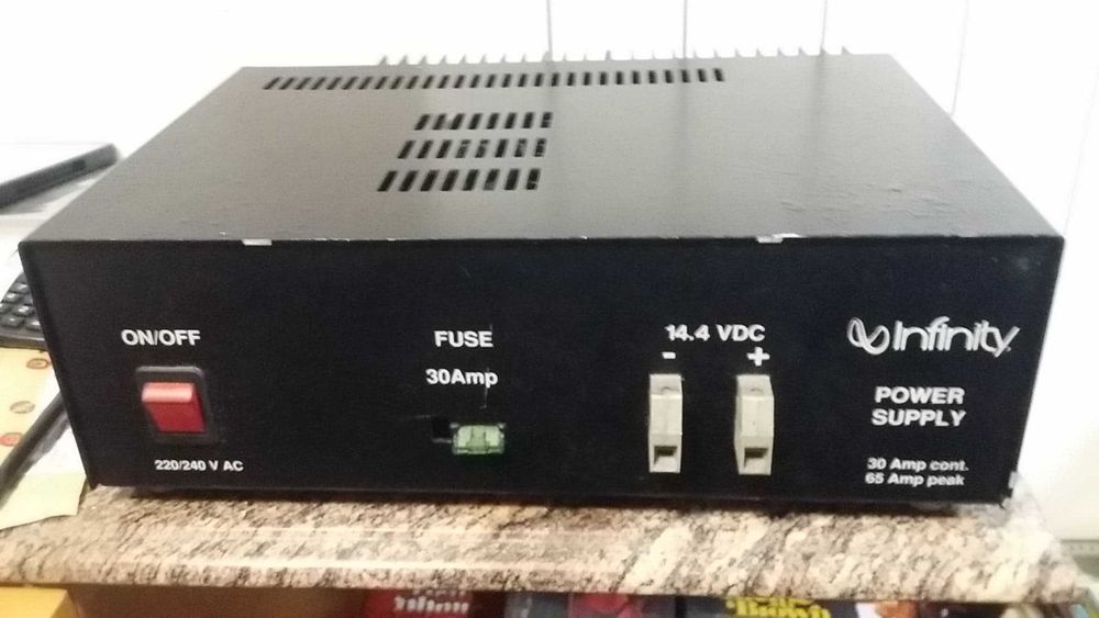 Transformador de  12v  para 220