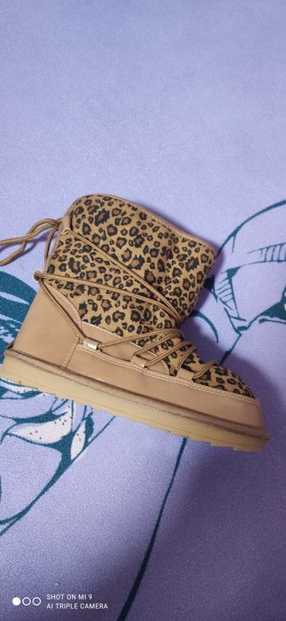 Продам нові зимові сапожки