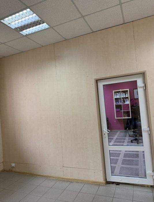 Світло не вимикають!  Здам приміщення 22 метри в центрі міста