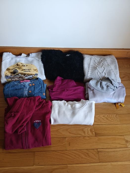 Lot of 8 Winter Clothing Items for Children Aged 8–9