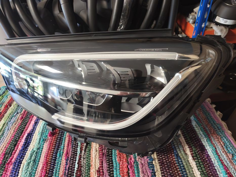 Farol esquerdo full Led performance GLC W253 Facelift