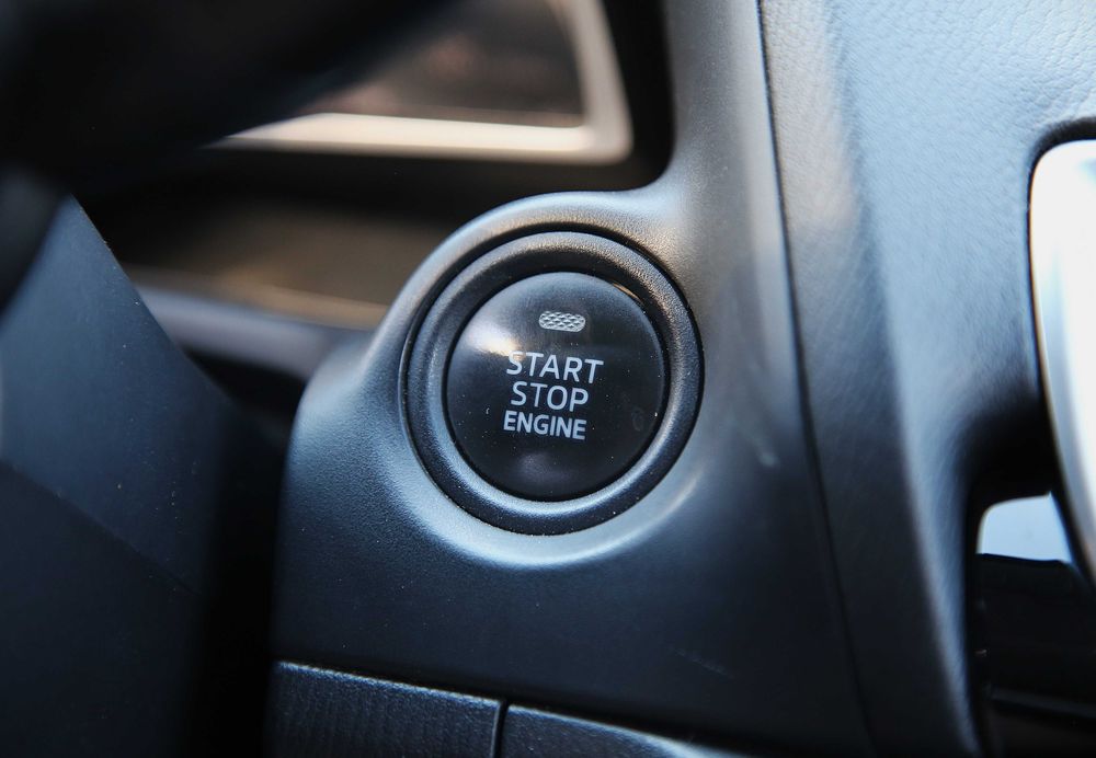 продам автомобіль Mazda 3