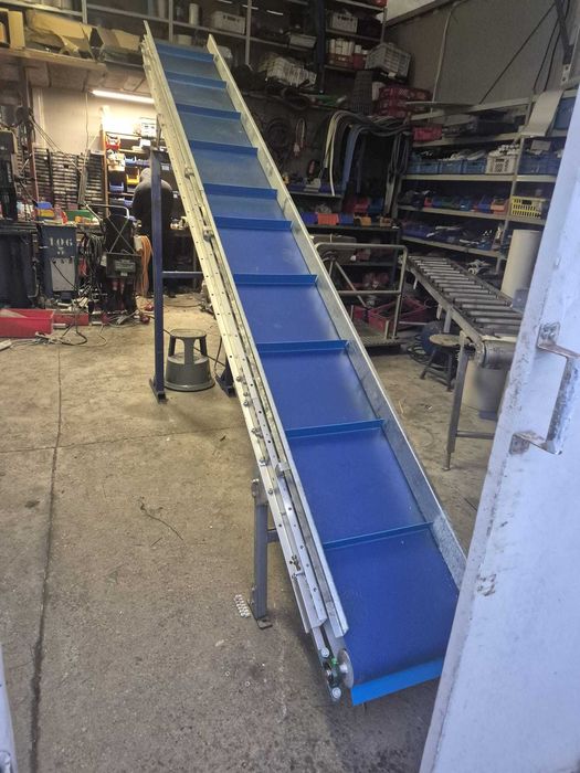 PRZENOŚNIK TAŚMOWY skośnyz zabierakami nowa taśma podnośnik transport