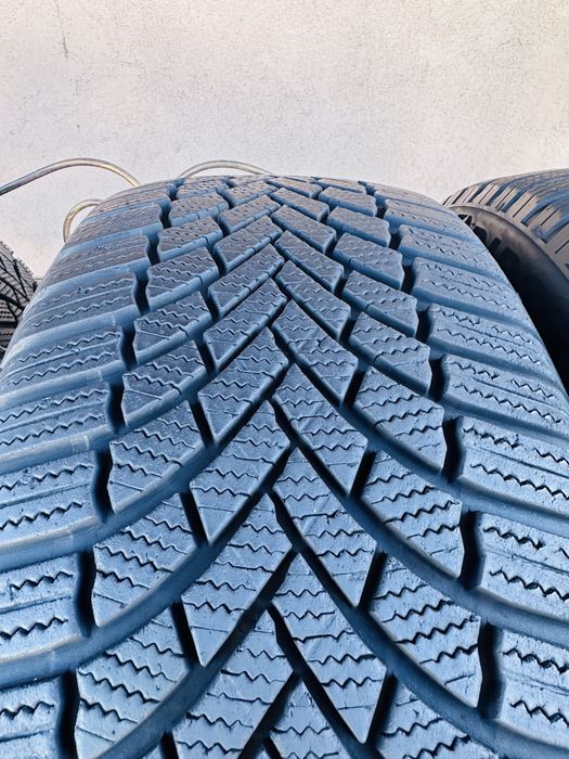 Шини зимові 235/55 R19 (101T) Bridgestone Blizzak LM005