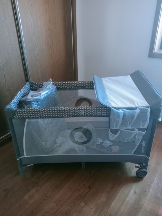 Parque crianças ótimo estado