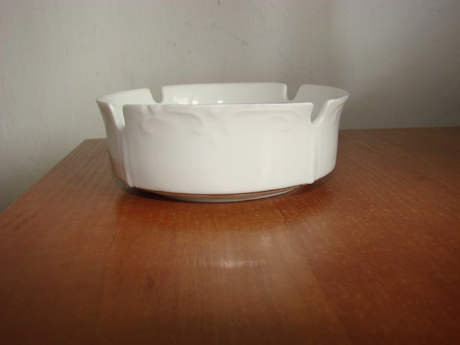Chodzież porcelanowa popielniczka PRL
