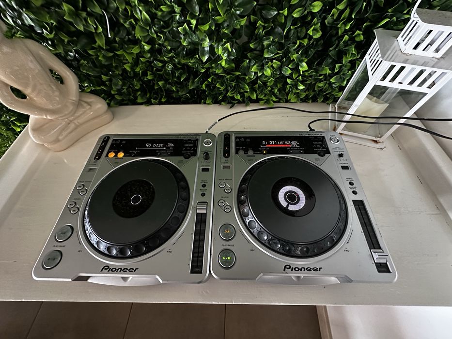 Pioner CDJ-800 MK2