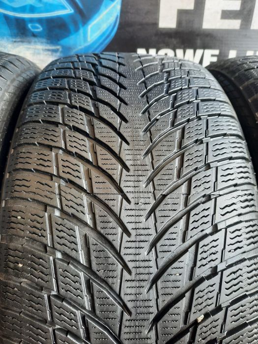Opony zimowe 245/40/19 Nokian Komplet 8mm P