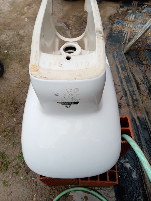 Vendo louça WC em bom estado