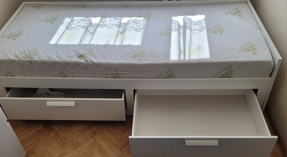 Łóżko, leżanka z 2 szufladami Ikea BRIMNES