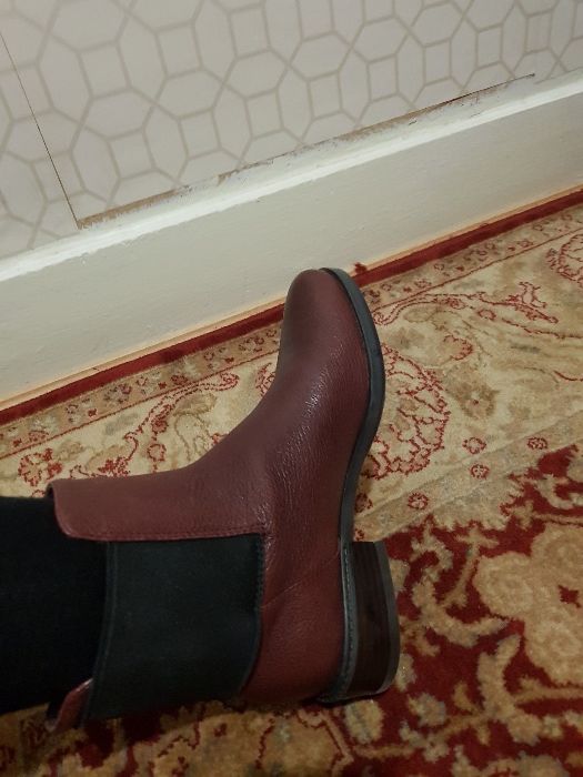 Кожаные ботинки ,полусапожки от Clarks