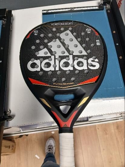 raquete Adidas vortom