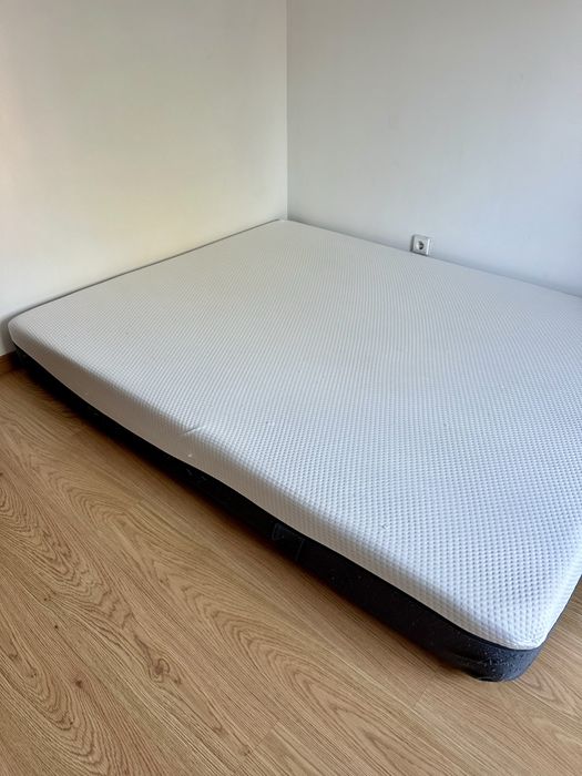Colchão Emma 160x200 cm – Confortável e em bom estado