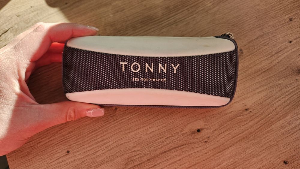 Okulary przeciwsłoneczne Tonny