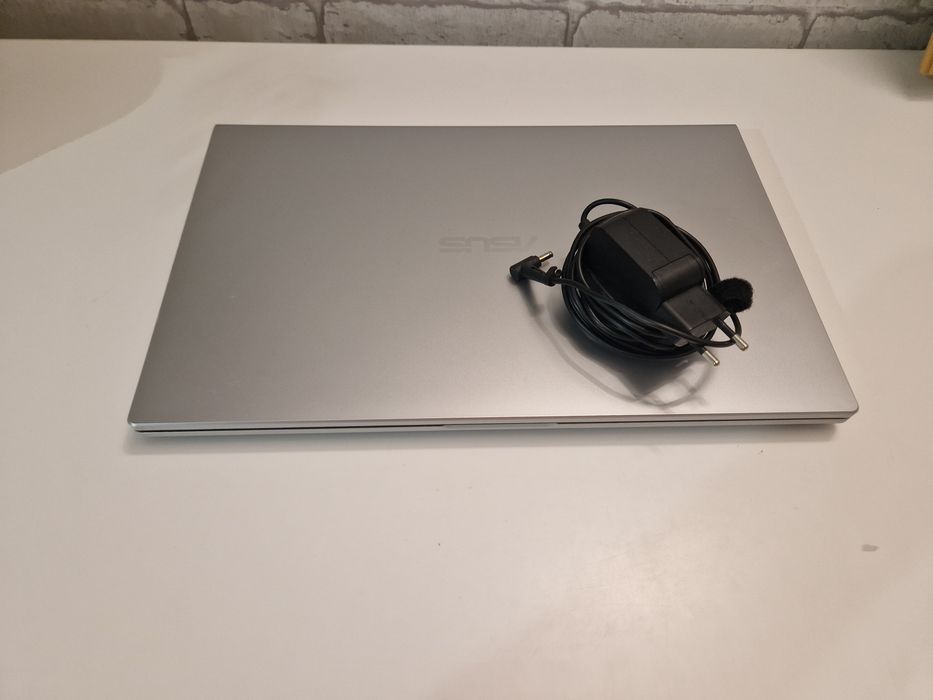 Laptop Asus X515EA-BQ1226W 15,6 " Intel Core i3 8 GB / 512 GB srebrny