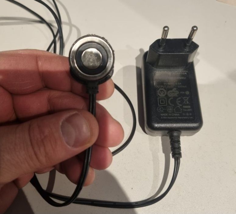 Ładowarka odkurzacza philips 18v