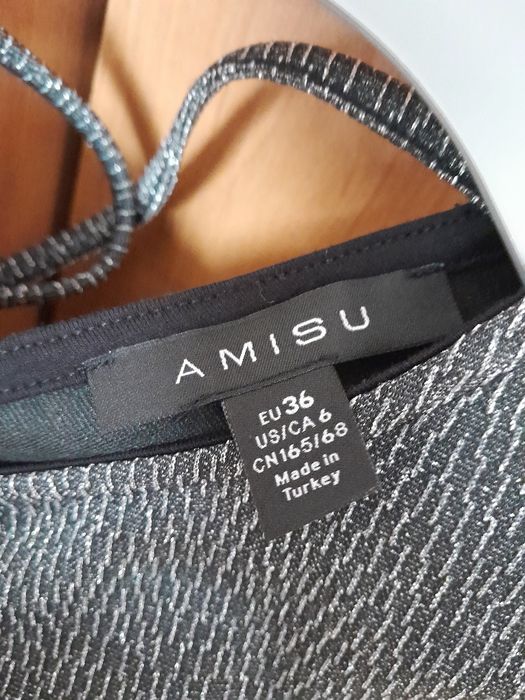 Sukienka///AMISU