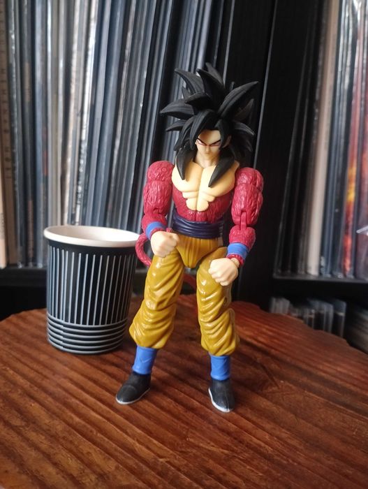 Dragon Stars Super Saiyan 4 Goku – Completo + Caixa