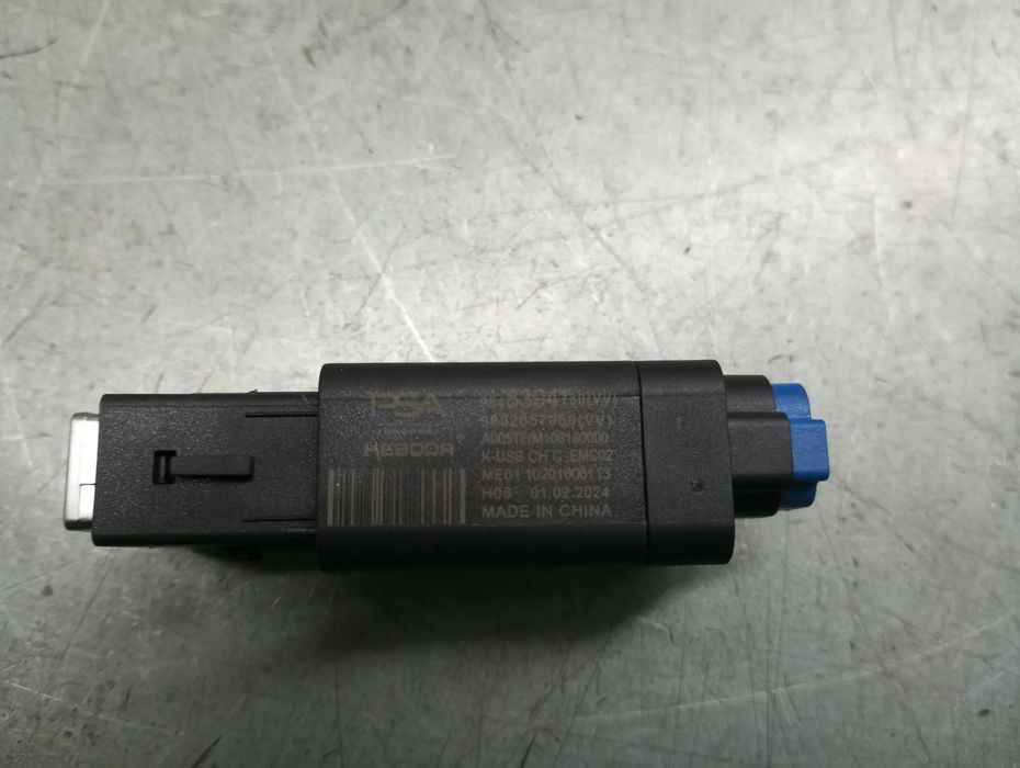 Módulo USB / AUX / IPOD RENAULT Captur II