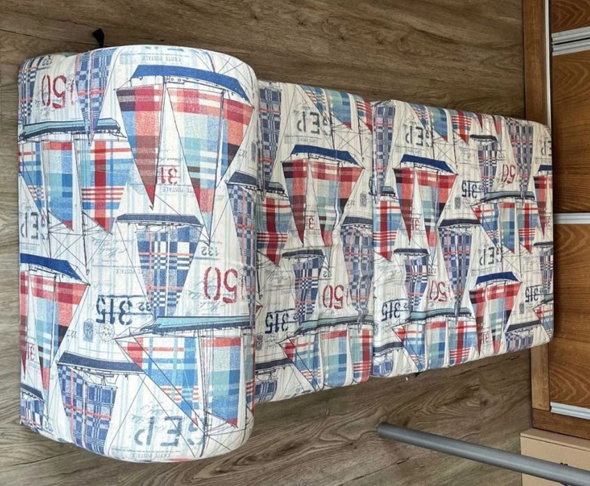 Divã (Sofá - Cama)