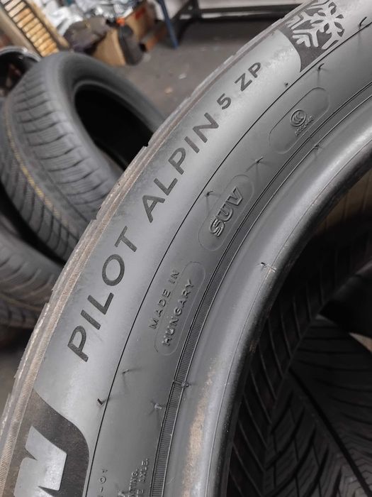 Шини бу 245/50 R19 Michelin Pilot Alpin 5 Ran Flat Комплект Зима