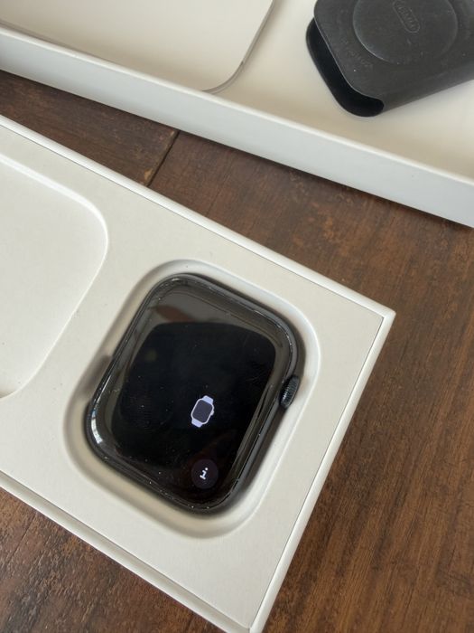 APPLE WATCH Series 8 • 45mm