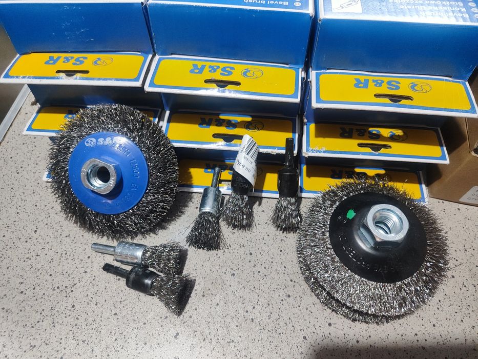 Щітки дротяні різні