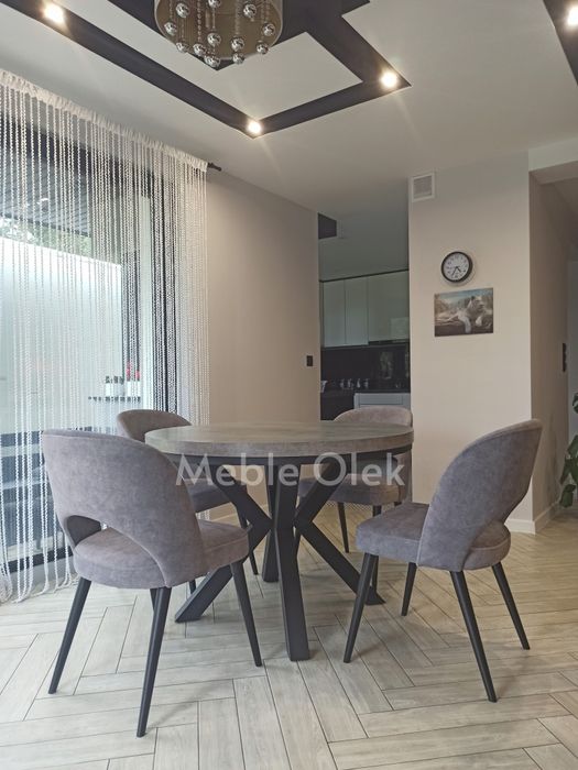 Stół okrągły na podstawie pająk metal loft