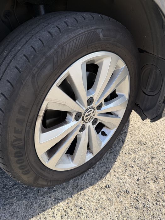 Volkswagen Golf Variant 1.6 TDI DSG 2017 NEGOCIAVEL
