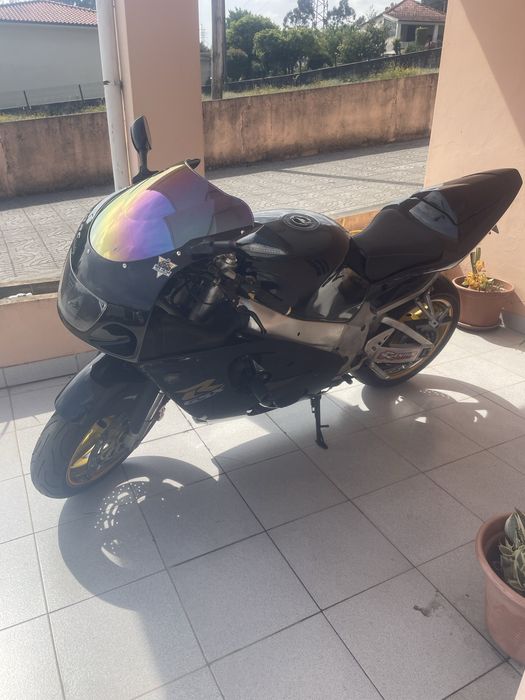 Vendo moto 750cc