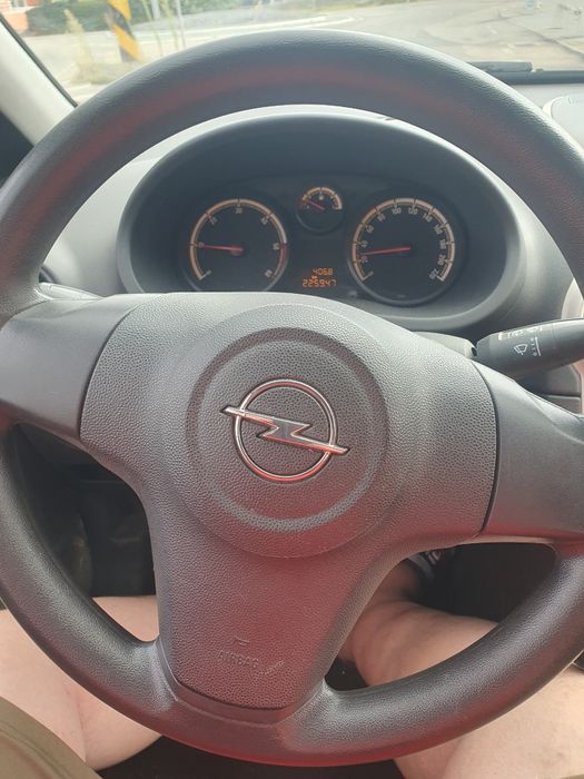 Opel corsa 1.3 cdi