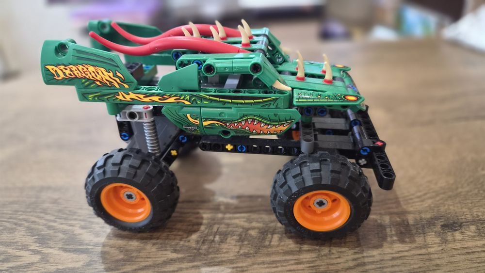 Lego Technic модель 42149