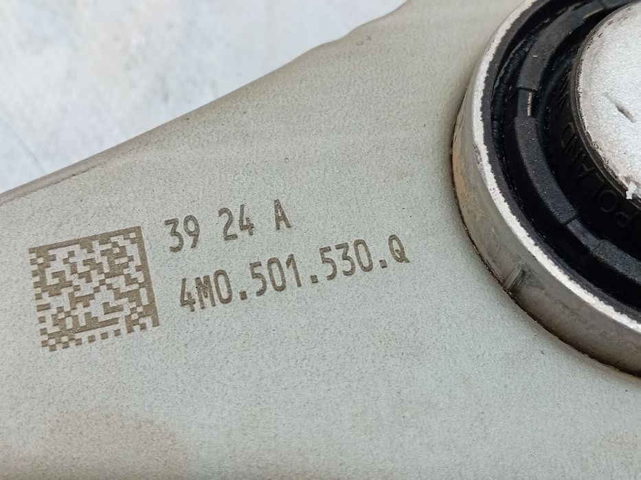 Braço de suspensão trás esquerdo AUDI A5 (FU2)