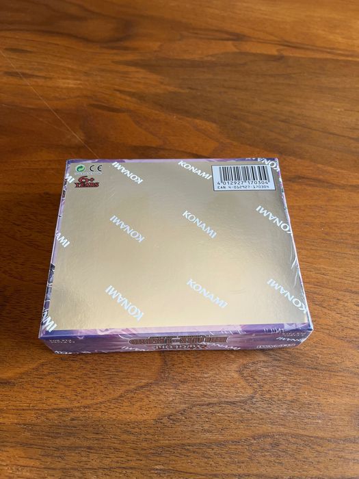 Yu-Gi-Oh “Glorious Gallery” Booster Box