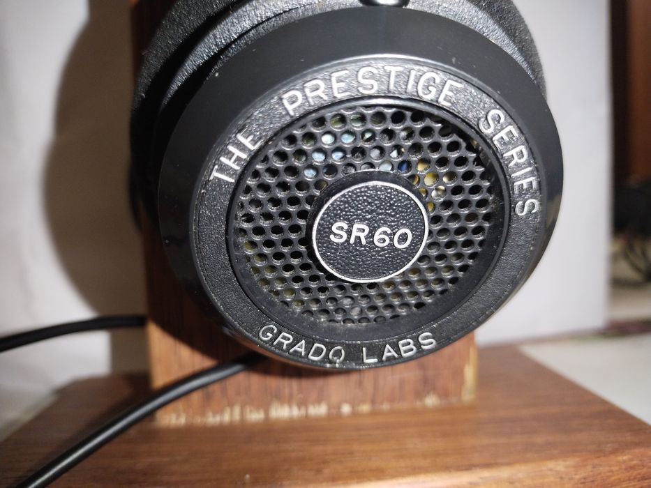 Наушники Grado SR60
