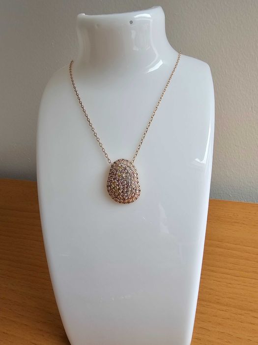 Colar em rose gold com zircónias cintilantes