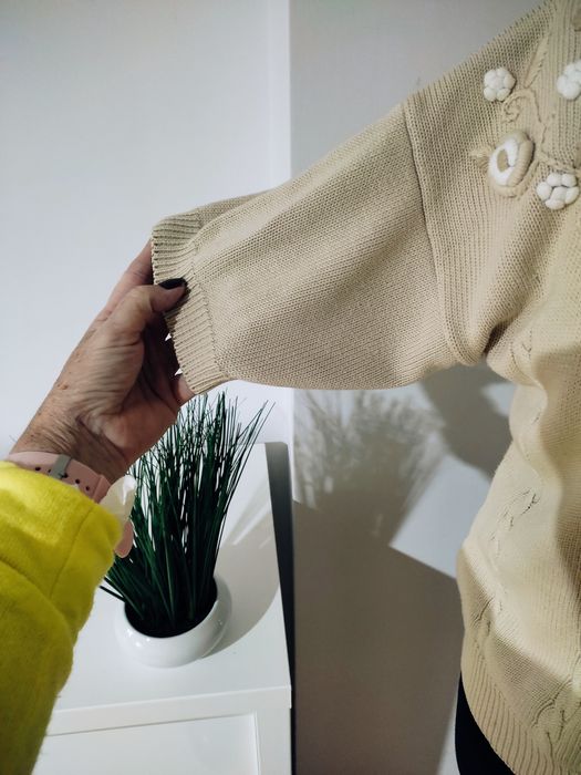 Sweterek z krótkim rękawem